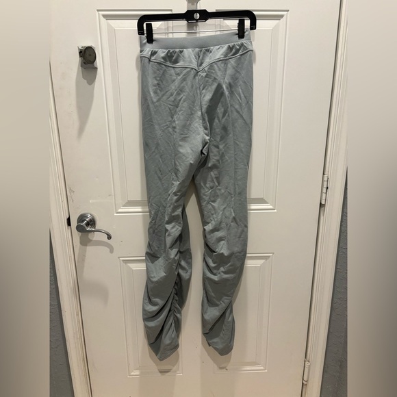 Alo Ruched Soft Sculpt Pants Athletic - Picture 4 of 6
